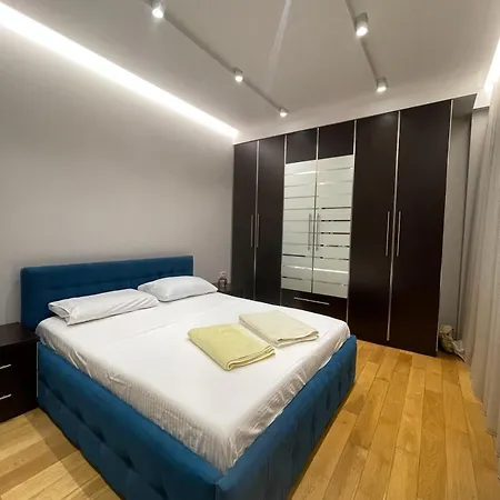 Sam's 1 - Apartment *